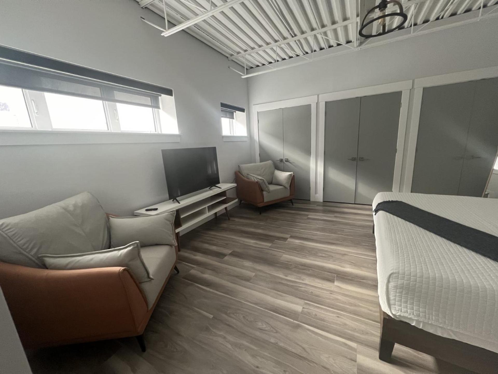 Station 1 By Terra Hospitality Aparthotel Moncton Exterior foto