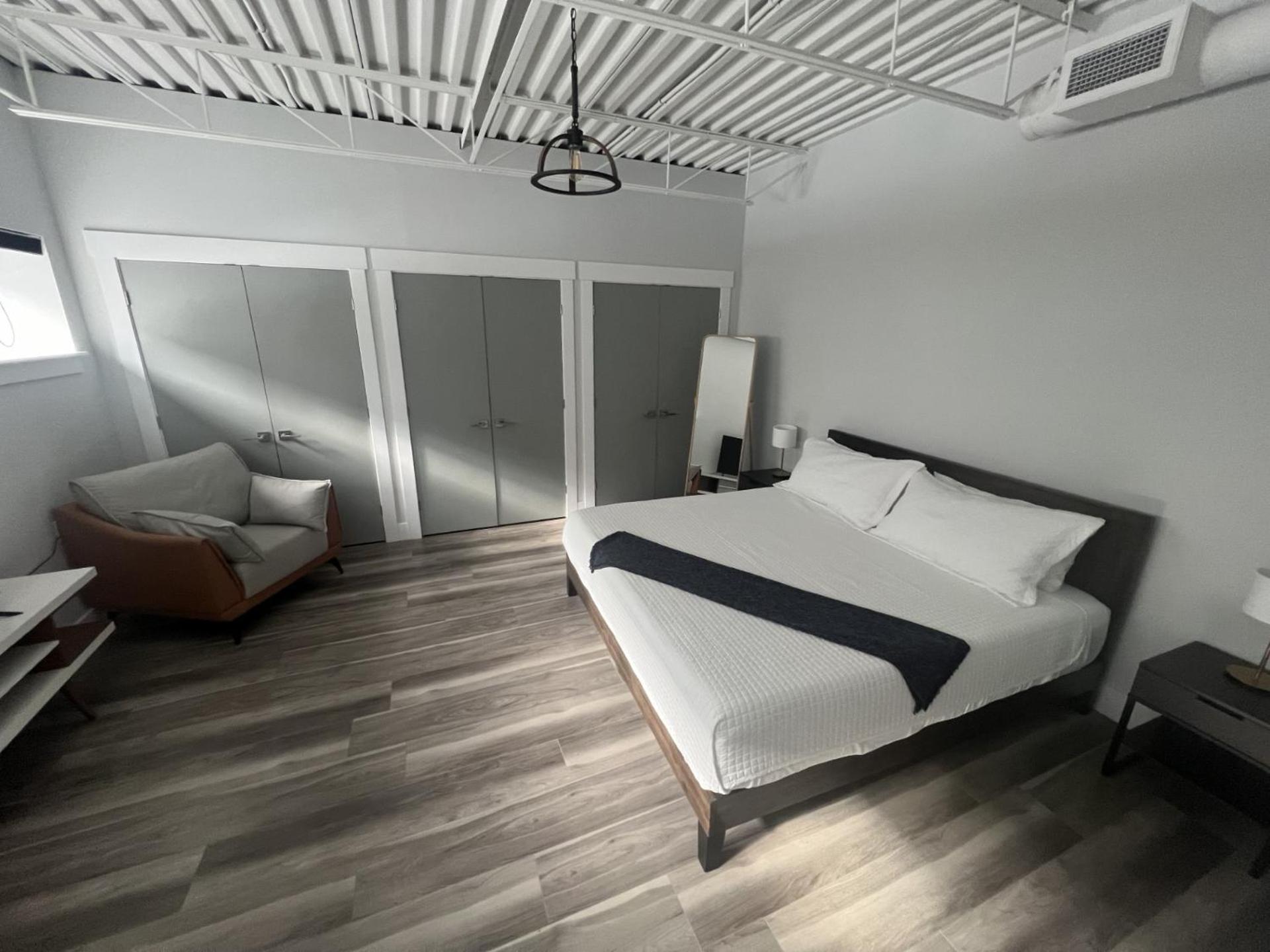Station 1 By Terra Hospitality Aparthotel Moncton Exterior foto